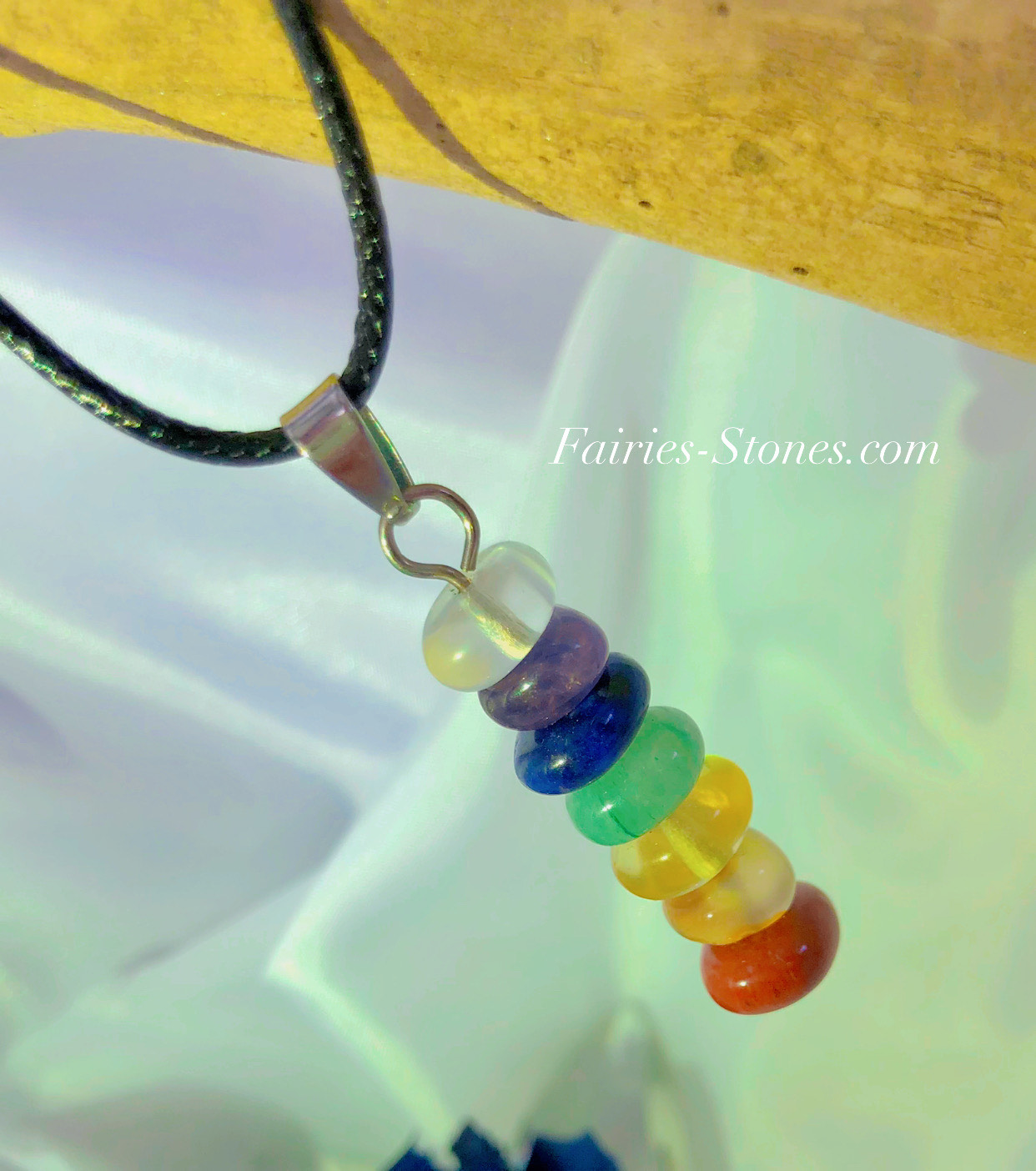 Collier « 7 Chakras » – L’Harmoniseur Quantique.