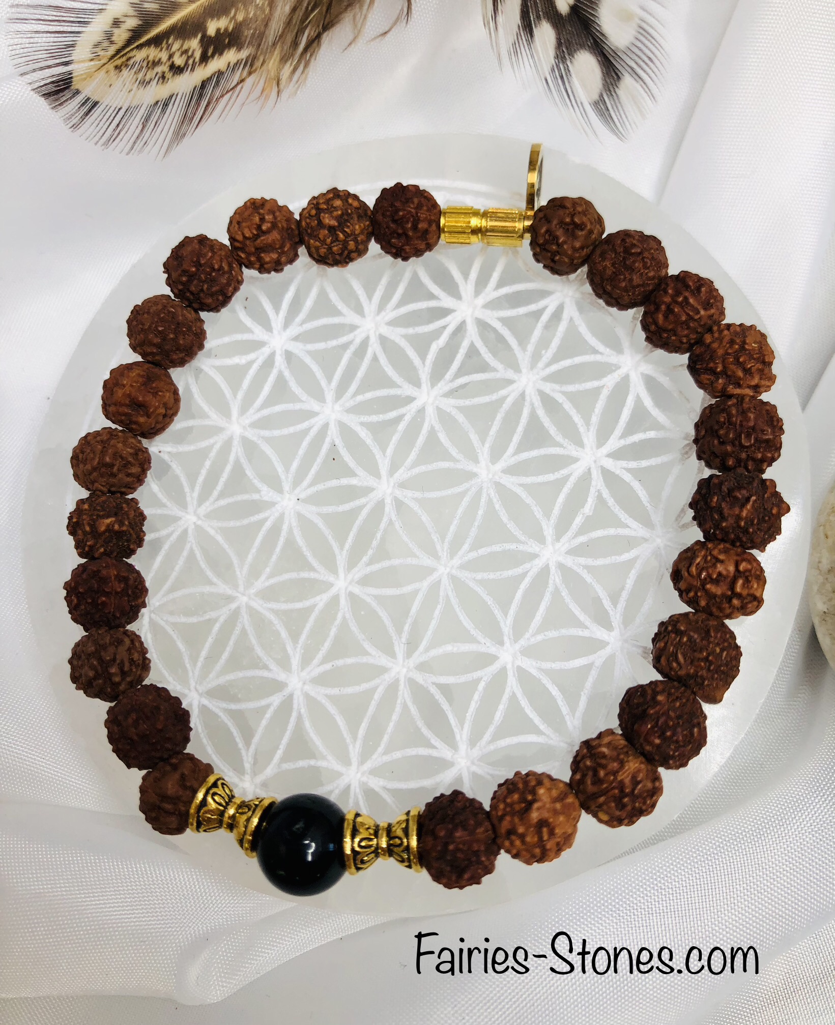 Bracelet en RUDRAKSHA et perle de Tourmaline – Le Protecteur.