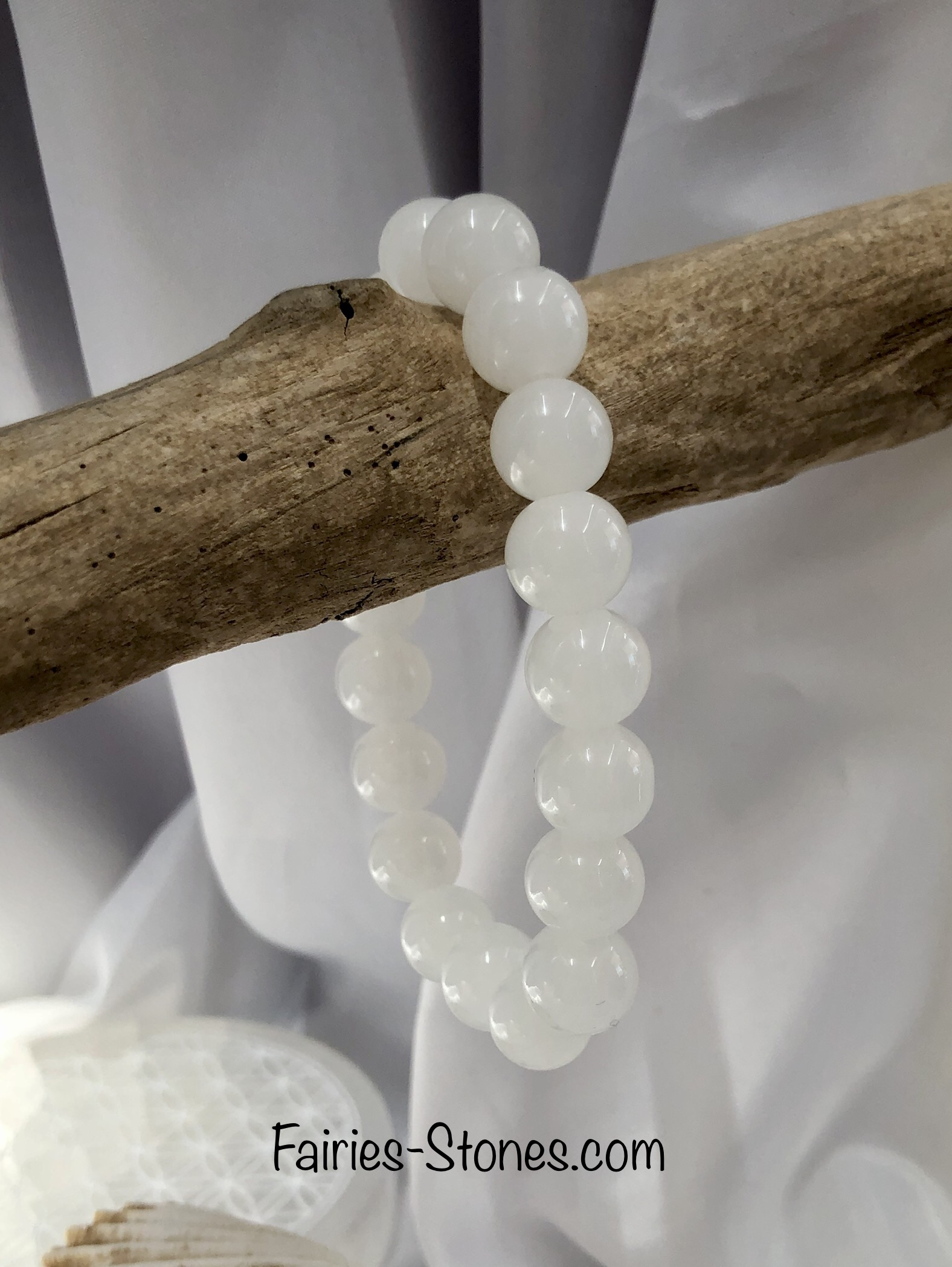 Bracelet Perle Blanche – L’élégance.